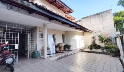 VERAS VENDE CASA 11 QUARTOS NO DIONÍSIO TORRES