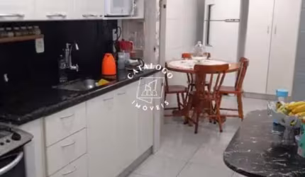 Casa com 2 quartos à venda na Vila Tibério, Ribeirão Preto , 112 m2 por R$ 299.999