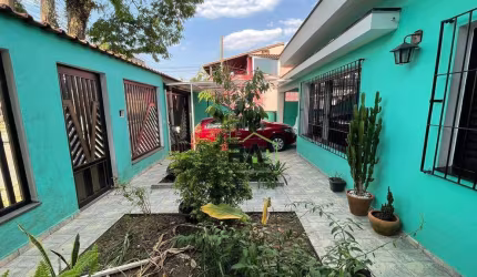 Sobrado com 3 dormitórios à venda, 168 m² por R$ 690.000 - Jardim Monções - Santo André/SP