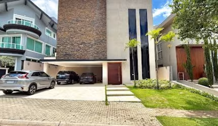 TAMBORÉ 10 CASA PARA VENDA