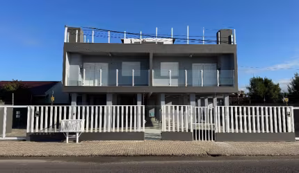 Apartamento com vista para o mar e Serra