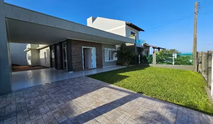 Casa a 30 metros do Mar em Arroio do Sal!