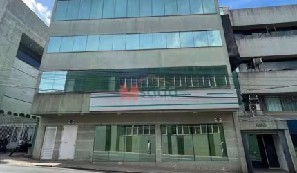 Sala comercial no centro