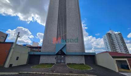 Apartamento 3 quartos (1 suíte) à venda no Centro