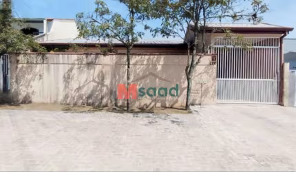 Excelente casa residencial a venda em Guaratuba Pr
