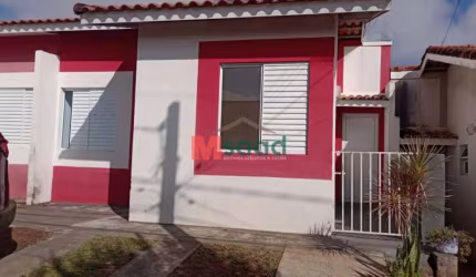 Casa 2 quartos 2 banheiros 2 vagas no Condomínio Terra Nova