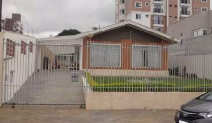 Casa à venda em Jardim América