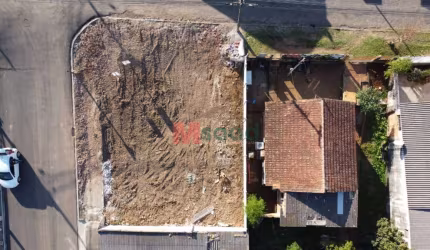 Terreno á Venda em Uvaranas
