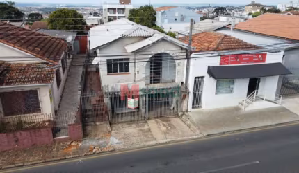 Casa á a Venda Uvaranas