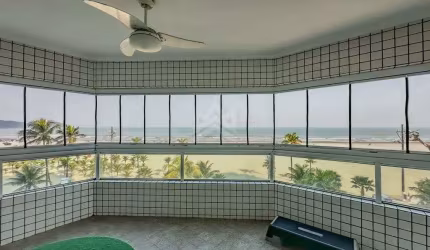 Apartamento 4 quartos frente mar à venda na Guilhermina Praia Grande-SP