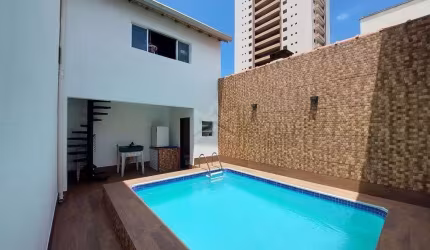 Casa com 3 quartos e piscina à venda no Balneário Maracanã em Praia Grande-SP