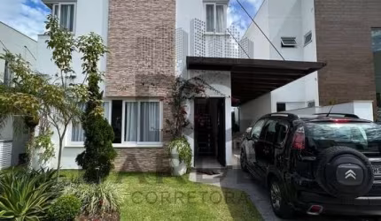 Casa com 3 quartos à venda na Avenida Hermógenes de Assis Feijó, São Judas Tadeu, Balneário Camboriú, 129 m2 por R$ 1.500.000