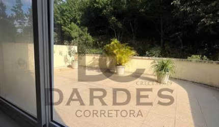 APARTAMENTO EM CONDOMÍNIO COMPLETO