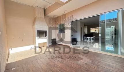 SOBRADO 3 SUÍTES 2 VAGAS 190 M² CENTRO DE BC