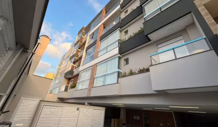 Apartamento Garden no Jardim do Mar à venda