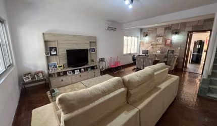 Casa com 3 quartos à venda na Rua João Jabotam, 191, Vila Anglo Brasileira, São Paulo, 272 m2 por R$ 1.400.000