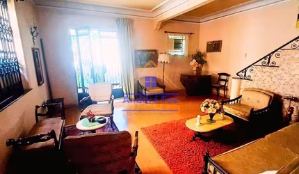 Casa Duplex com 2 salas, 3 Quartos, 1 suítes, copa cozinha, varanda, Anexo, 3 vagas à venda, 226 M²