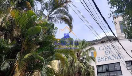 Prédio com cinco pavimentos no Humaitá entre Botafogo e Lagoa , Humaitá, Rio de Janeiro, RJ
