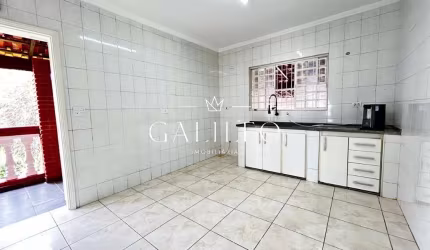 Casa a venda no bairro Vila Souza - Várzea Paulista - SP