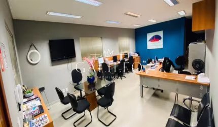 ALUGUEL | EXCELENTE SALA COMERCIAL PRÓXIMO AO CENTRO - Com 48m² - Copa - Lavabo - Ótima localização.