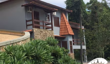 Casa Condomínio Residencial Chácara Flora | Jardim Soleil, Valinhos/SP | AT: 800M² AC: 399M² 6 Dormitórios 3 Suítes 5 Vagas | Piscina