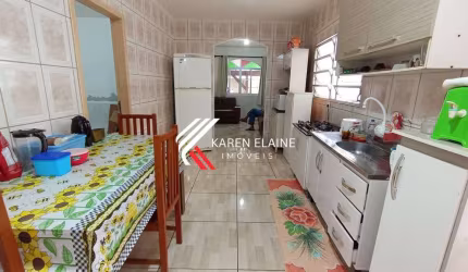 Casa à venda com Apartamento independente na Praia João Rosa- Biguaçu