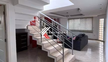 Casa à venda c/ 03 dorm, sendo 01 suíte c/ hidro em Barreiros - São José