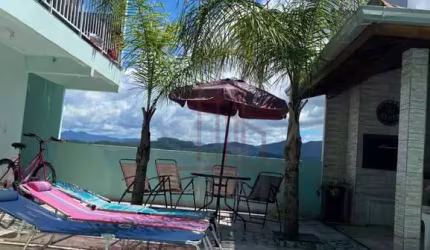 Casa com 3 quartos à venda no Limoeiro, Brusque , 220 m2 por R$ 750.000
