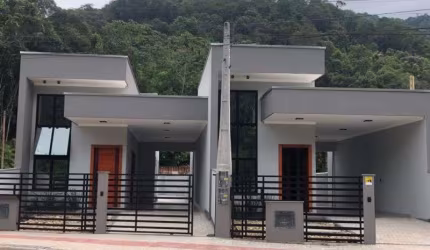 Casa com 2 quartos à venda no Lageado Baixo, Guabiruba , 78 m2 por R$ 410.000