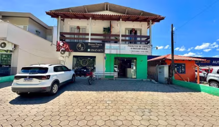 Casa com 2 quartos à venda no Dom Joaquim, Brusque  por R$ 2.400.000