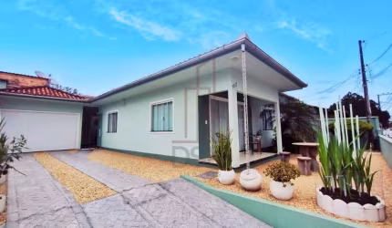 Casa com 2 quartos à venda no Santa Rita, Brusque , 287 m2 por R$ 890.000