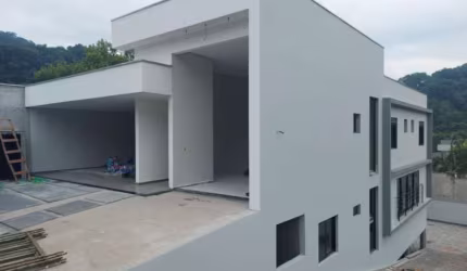 Casa à venda no Souza Cruz, Brusque  por R$ 2.350.000