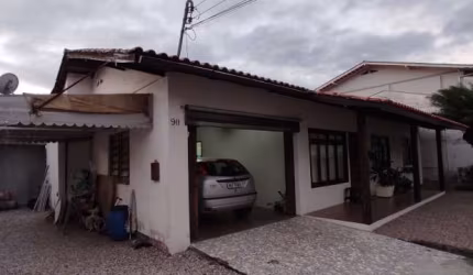 Casa com 3 quartos à venda no Santa Terezinha, Brusque , 120 m2 por R$ 700.000