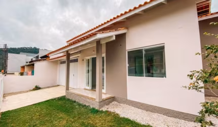 Casa com 3 quartos à venda no Dom Joaquim, Brusque , 100 m2 por R$ 420.000