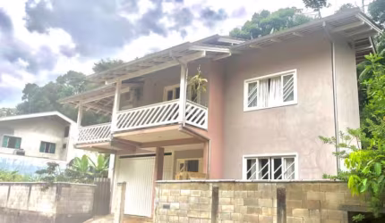 Casa com 2 quartos à venda no Souza Cruz, Brusque  por R$ 1.200.000