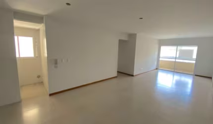 Apartamento com 2 quartos à venda no Centro I, Brusque , 99 m2 por R$ 742.800