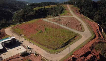 Terreno à venda no Azambuja, Brusque  por R$ 480.000