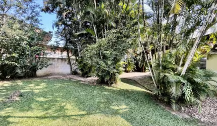 Casa com 4 quartos à venda no Jardim Maluche, Brusque , 240 m2 por R$ 1.650.000