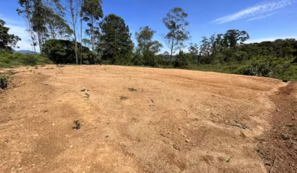 Terreno à venda no Azambuja, Brusque  por R$ 870.000