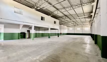 Barracão / Galpão / Depósito para alugar no Santa Terezinha, Brusque  por R$ 15.000