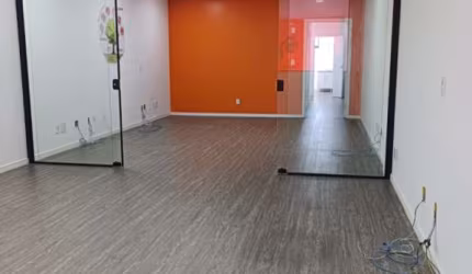 Ponto comercial para alugar no Centro I, Brusque , 97 m2 por R$ 6.000