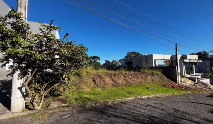 Terreno à venda no Primeiro de Maio, Brusque , 465 m2 por R$ 400.000