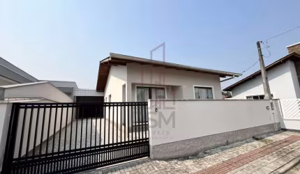 Casa com 3 quartos à venda no Santa Terezinha, Brusque , 200 m2 por R$ 750.000