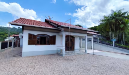 Casa com 2 quartos à venda no Dom Joaquim, Brusque , 85 m2 por R$ 650.000
