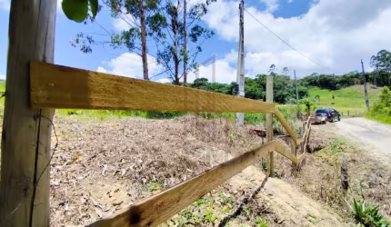Chácara / sítio à venda no Centro, Botuverá  por R$ 199.000