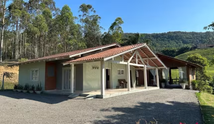 Chácara / sítio com 3 quartos à venda na Fartura, Vidal Ramos  por R$ 450.000