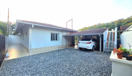Casa com 3 quartos à venda no Azambuja, Brusque , 143 m2 por R$ 550.000