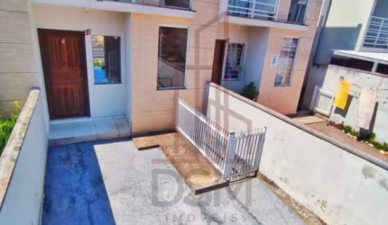 Casa com 2 quartos à venda no Limeira Baixa, Brusque , 65 m2 por R$ 270.000