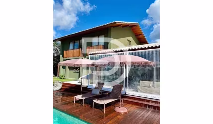 Casa de Alto Padrão à Venda com 5 Quartos, 3 Suítes, 4 Vagas, 800m², Localização Privilegiada na Pr