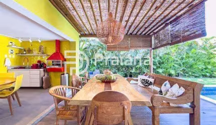 Casa de luxo em condomínio exclusivo em Itacimirim, Camaçari-BA: 3 quartos, 3 suítes, 1 sala, 5 banheiros, 4 vagas de garagem, 280m².